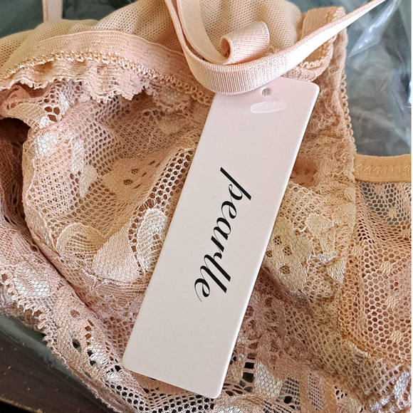 NWT Pearlle Beige Solid Lace Underwire Bralette  Size Medium - Picture 7 of 7